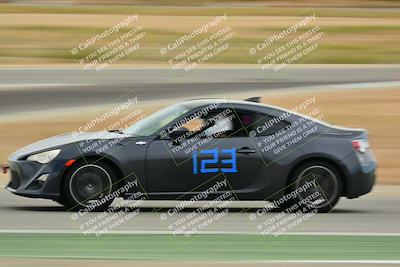 media/Sep-27-2025-Speed Ventures (Sat) [[6606706ef0]]/Yellow group/Turn 6/